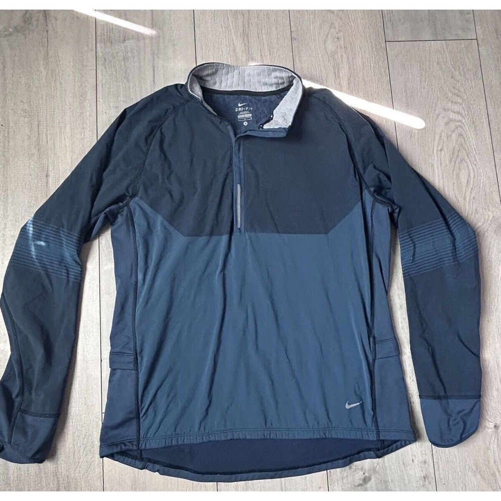 Nike Dri Fit Half Zipper Jacket. Size L